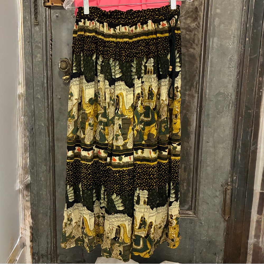 Vintage boho broomstick maxi skirt drawstring waist black and yellow one size